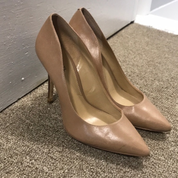 Nude Michael Kors pumps - Picture 3 of 8